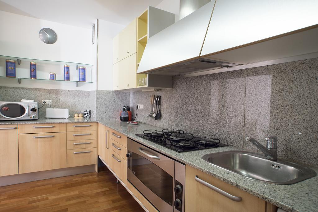 Canela Homes Barcelona Universitat Bagian luar foto